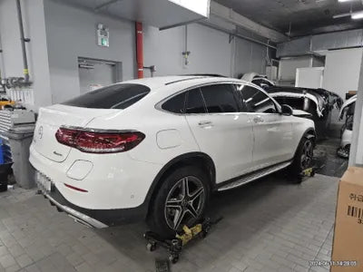 2023 Mercedes-Benz GLC 300 VIN: