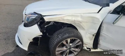 2015 Mercedes-Benz E 300 WDDHF8BB8FB166557 VIN:WDDHF8BB8FB166557