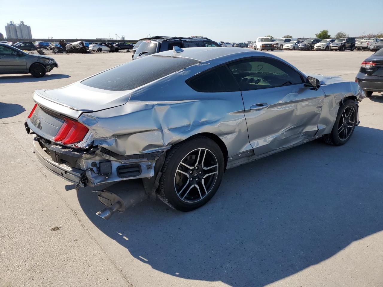 2022 FORD MUSTANG  VIN:1FA6P8TH8N5129030