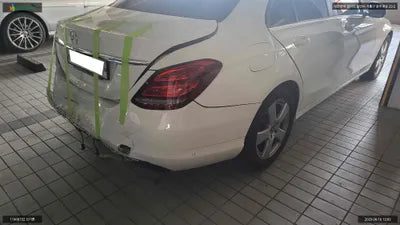 2018 Mercedes-Benz C 200 WDDWF3HB4JR369902 VIN:WDDWF3HB4JR369902