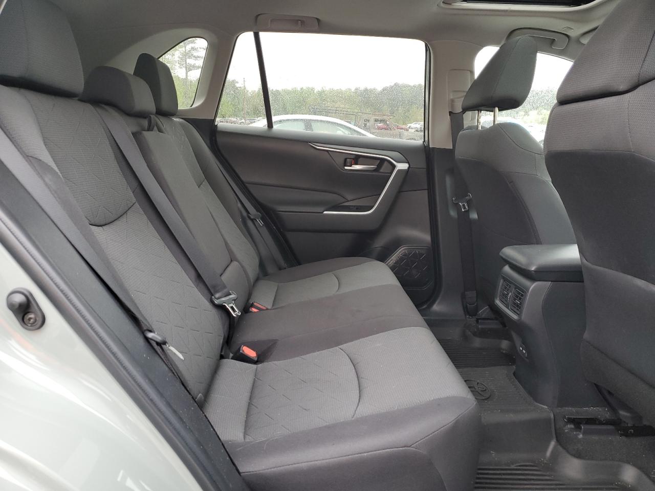 2023 TOYOTA RAV4 XLE VIN:2T3W1RFV3PW272479