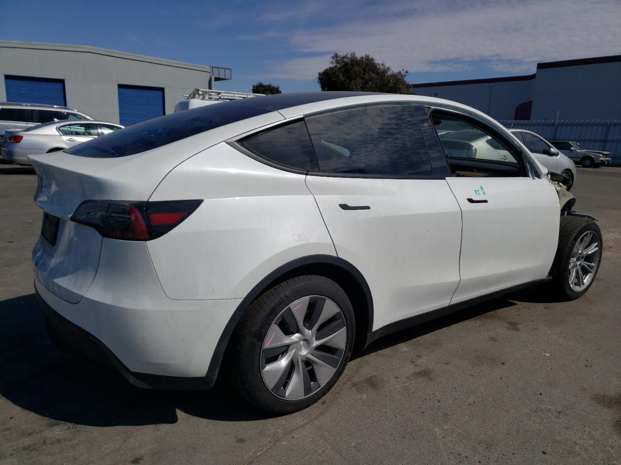 2023 TESLA MODEL Y  VIN:7SAYGDED3PF969386