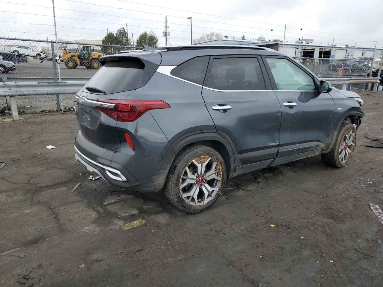 2023 KIA SELTOS SX VIN:KNDETCA26P7366030