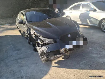 2014 Jaguar XF VIN: