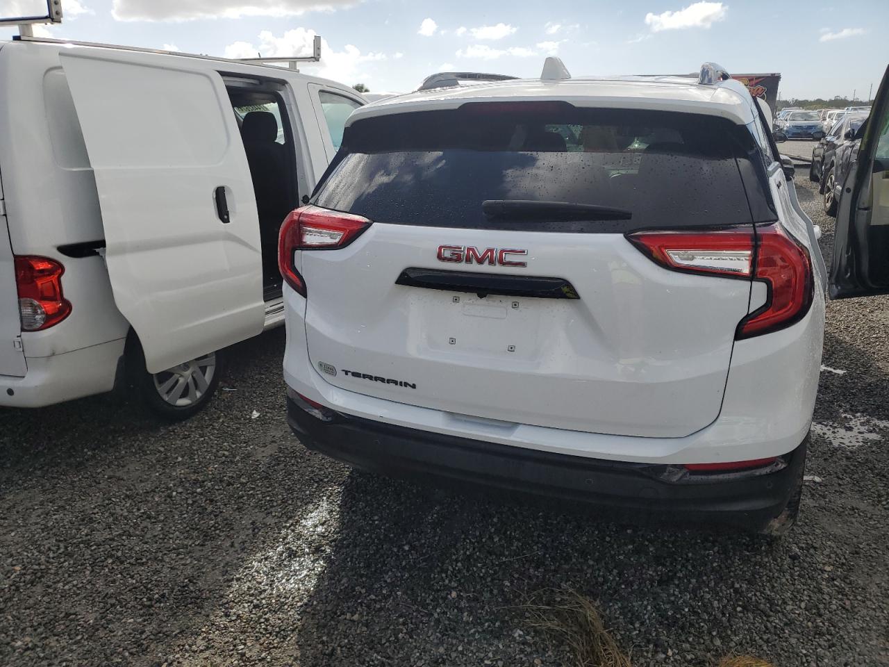 2024 GMC TERRAIN SLE VIN:3GKALMEG5RL252775