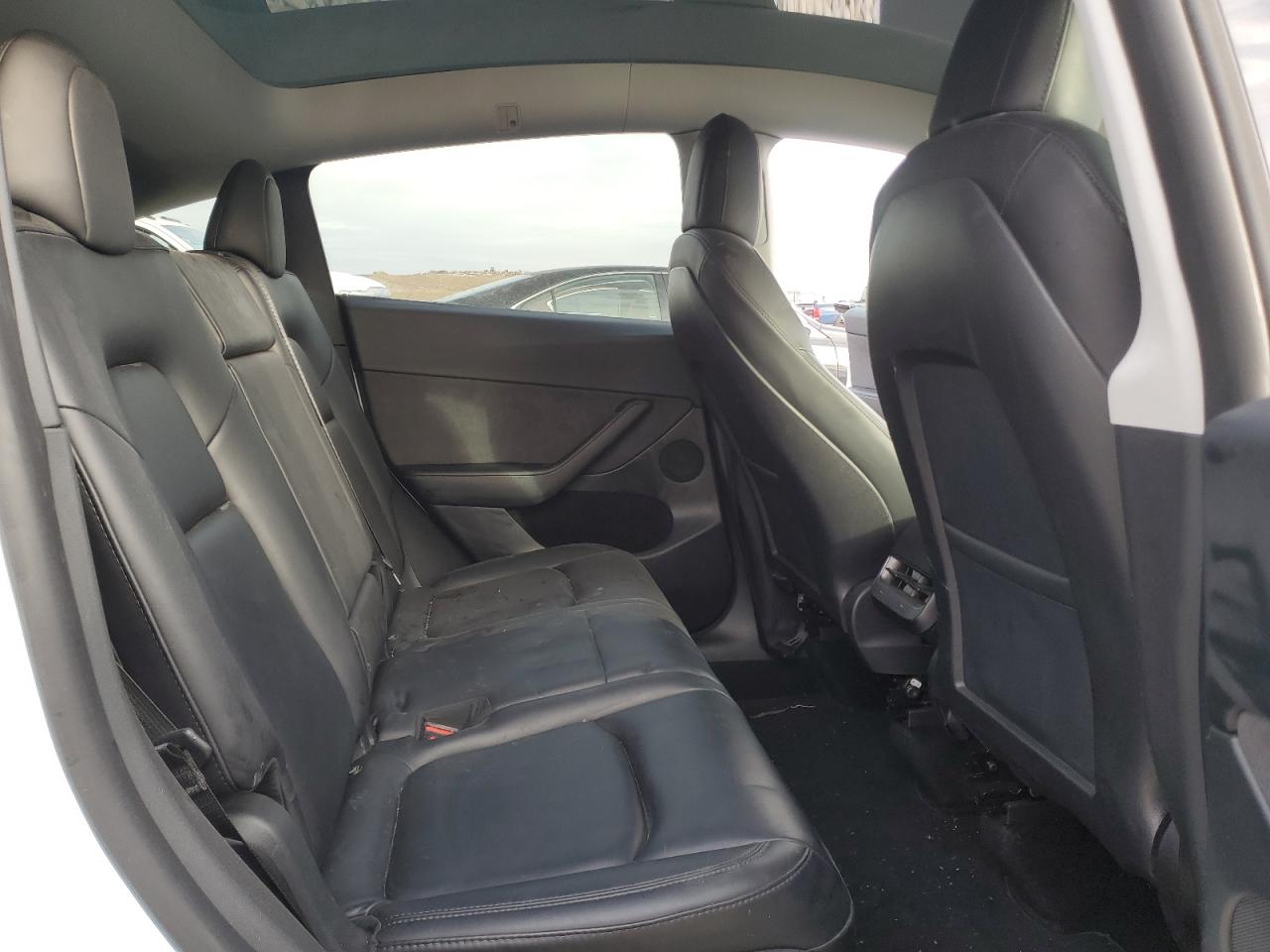 2023 TESLA MODEL Y  VIN:7SAYGAEE6PF582709