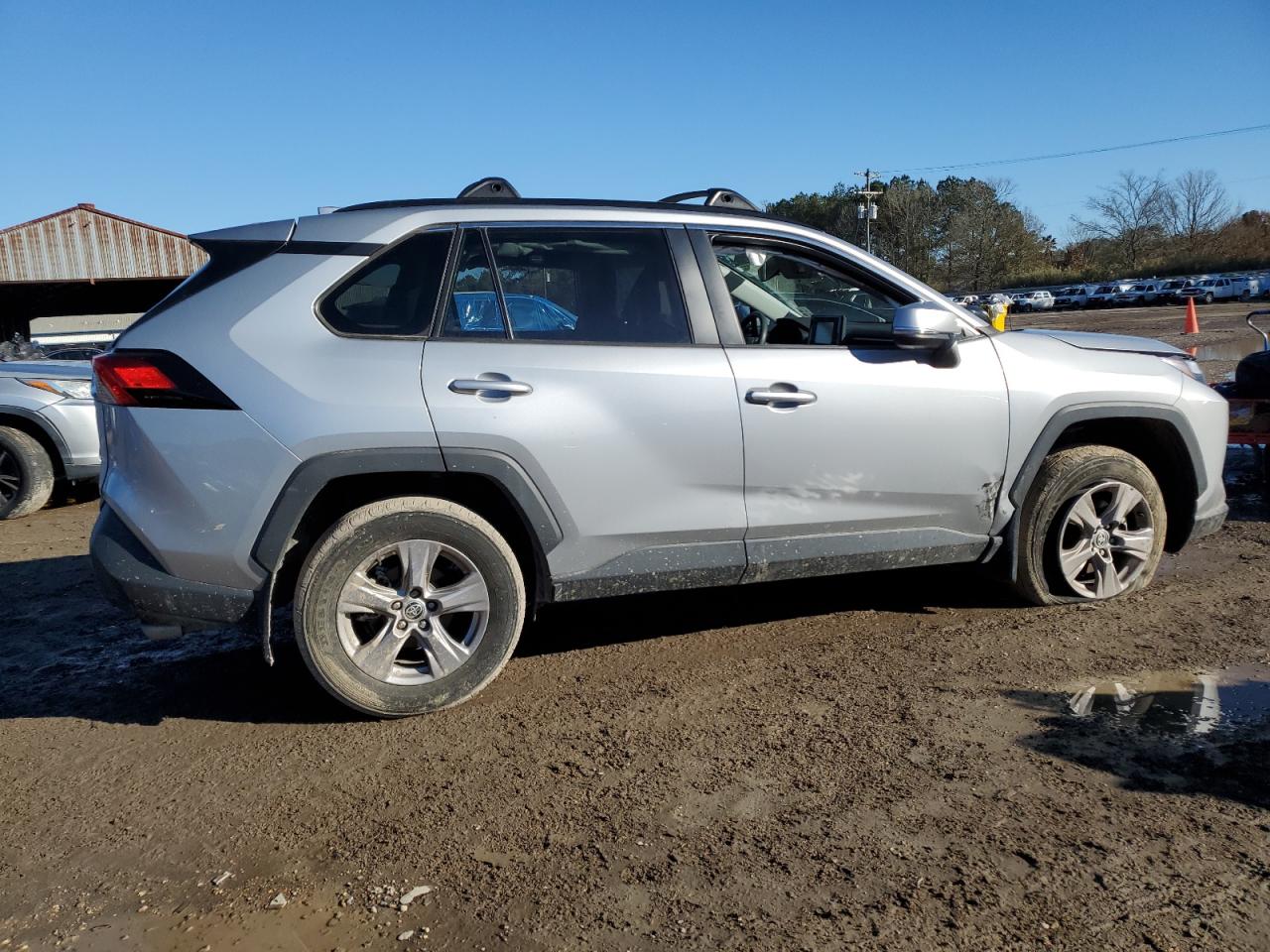 2022 TOYOTA RAV4 XLE VIN:2T3P1RFV0NW301504