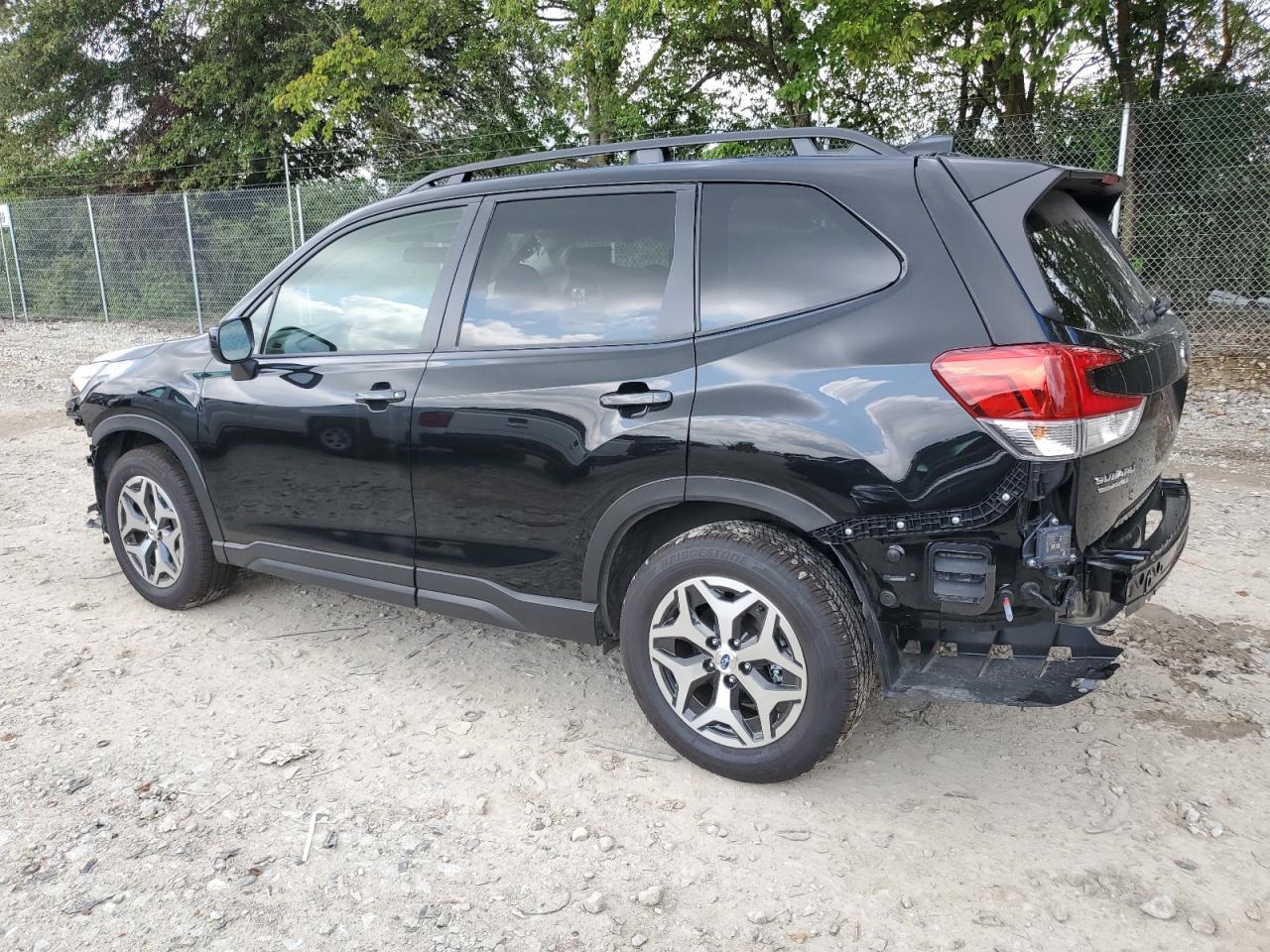 2024 SUBARU FORESTER PREMIUM VIN:JF2SKADC4RH503205