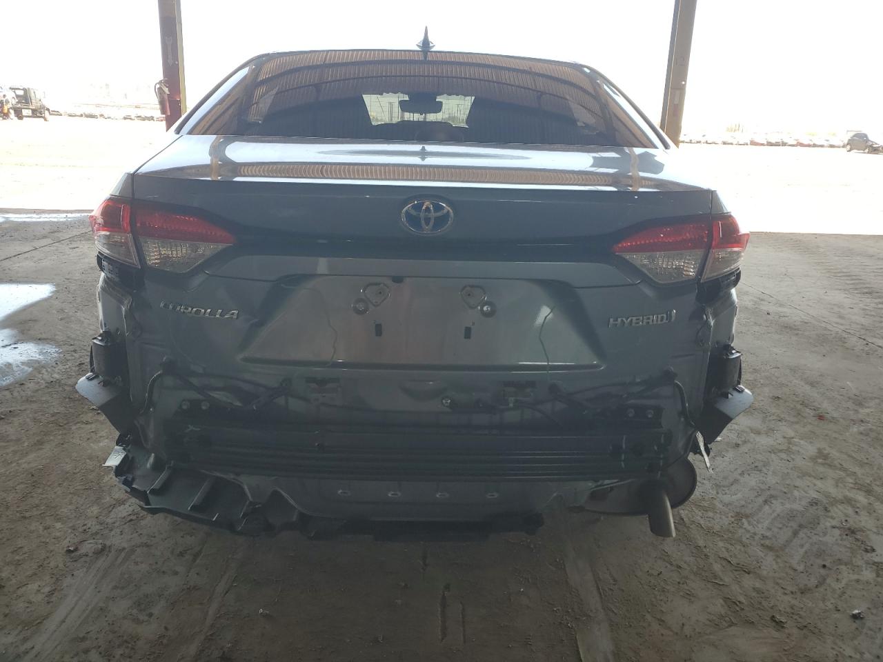 2022 TOYOTA COROLLA LE VIN:JTDEAMDE0NJ057428