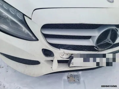 2015 Mercedes-Benz C 200 VIN: