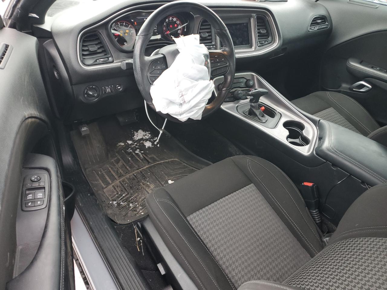 2022 DODGE CHALLENGER SXT VIN:2C3CDZGG4NH109593