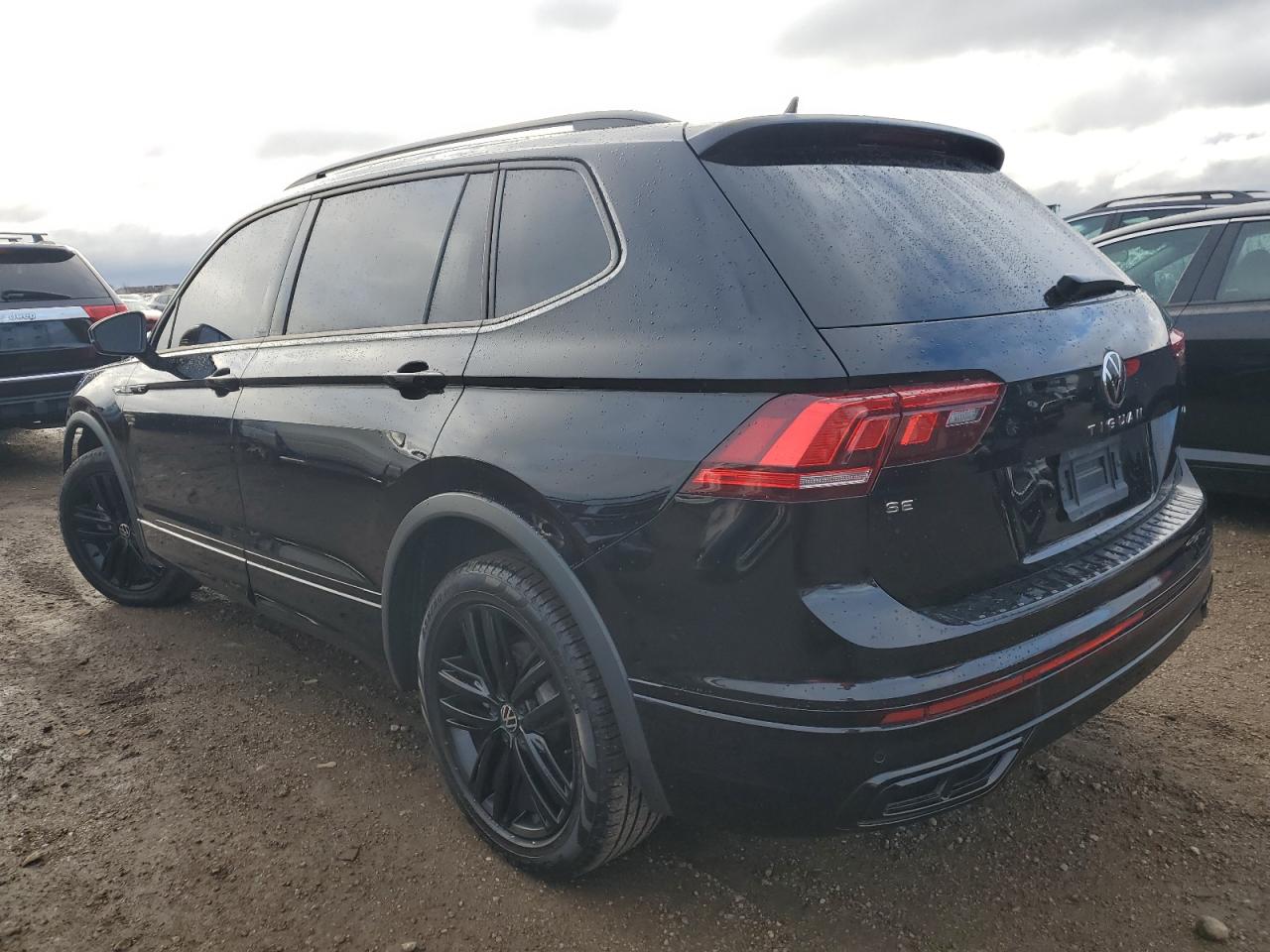 2022 VOLKSWAGEN TIGUAN SE R-LINE BLACK VIN:3VV8B7AX2NM148304