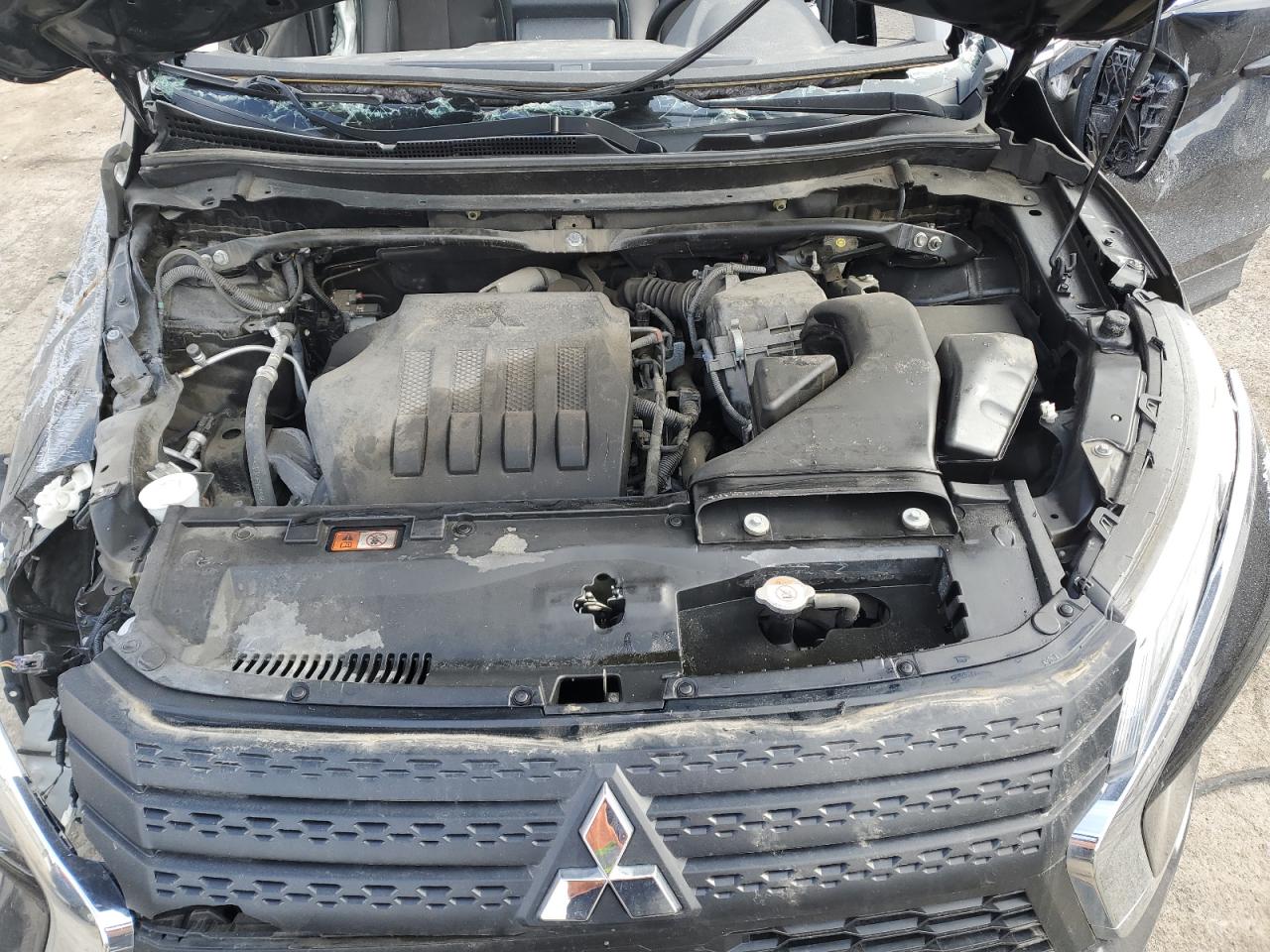 2022 MITSUBISHI ECLIPSE CROSS SE VIN:JA4ATWAA3NZ004255