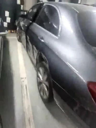 2018 Mercedes-Benz E 300 WDDZF4JB2KA511337 VIN:WDDZF4JB2KA511337