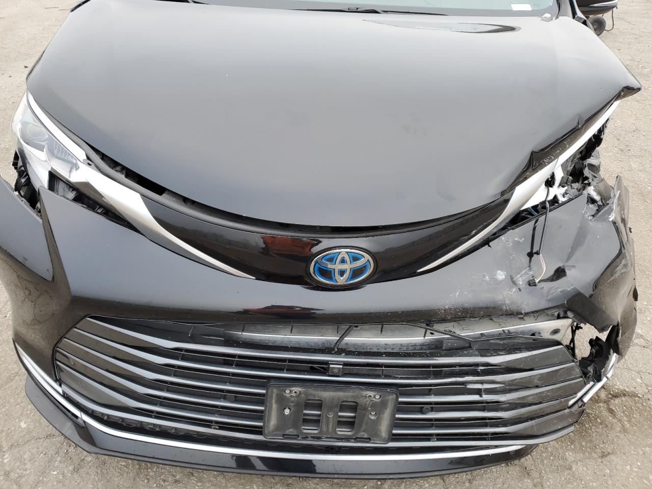 2022 TOYOTA SIENNA LIMITED VIN:5TDERKEC2NS094476