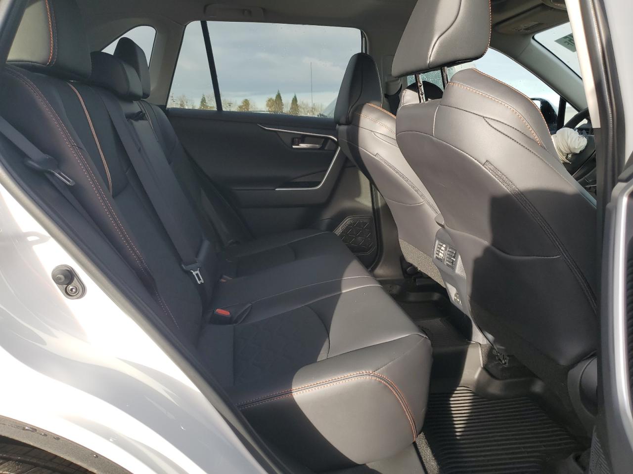 2024 TOYOTA RAV4 ADVENTURE VIN:2T3J1RFV0RW489615