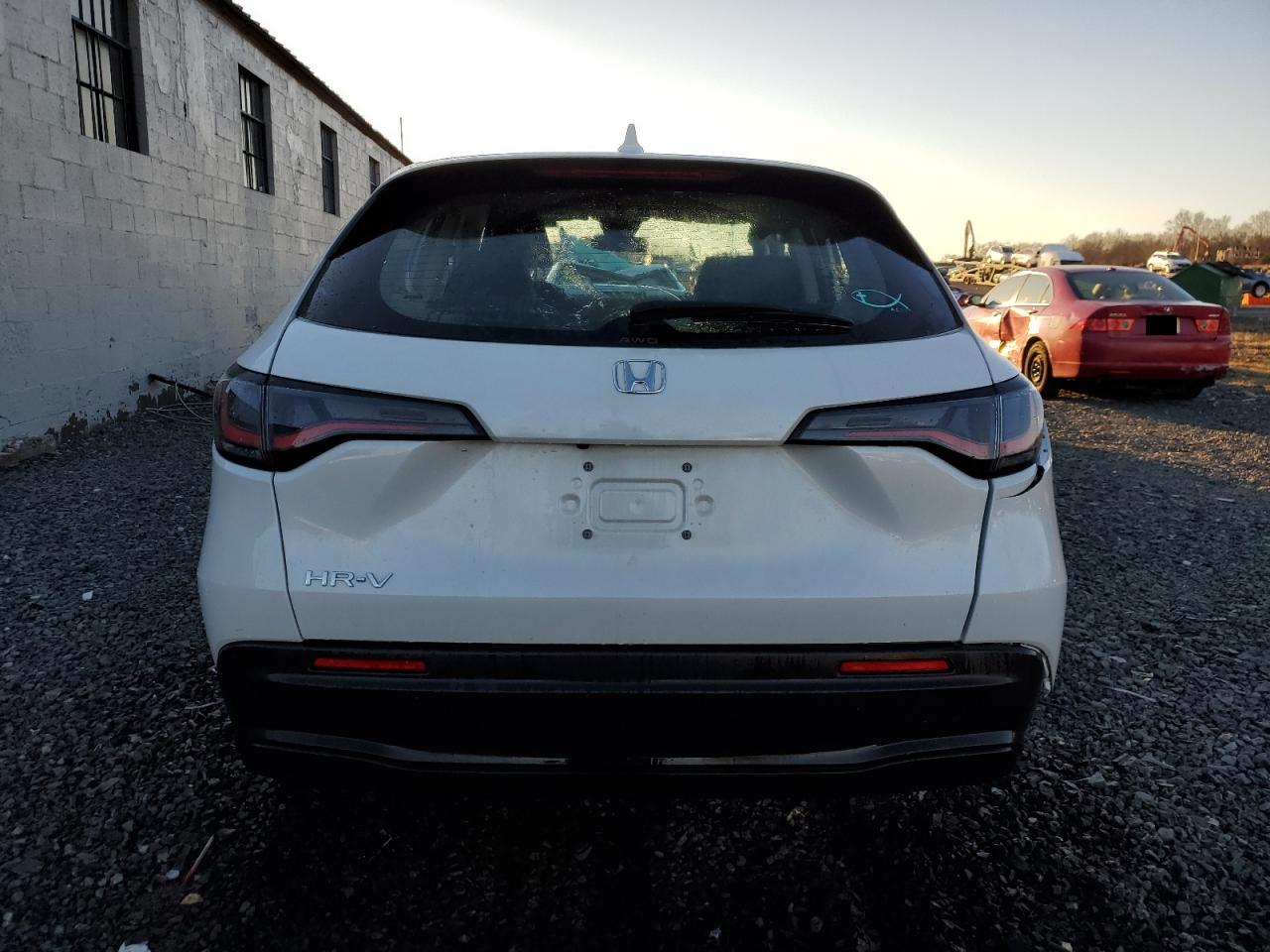 2024 HONDA HR-V LX VIN:3CZRZ2H31RM743245