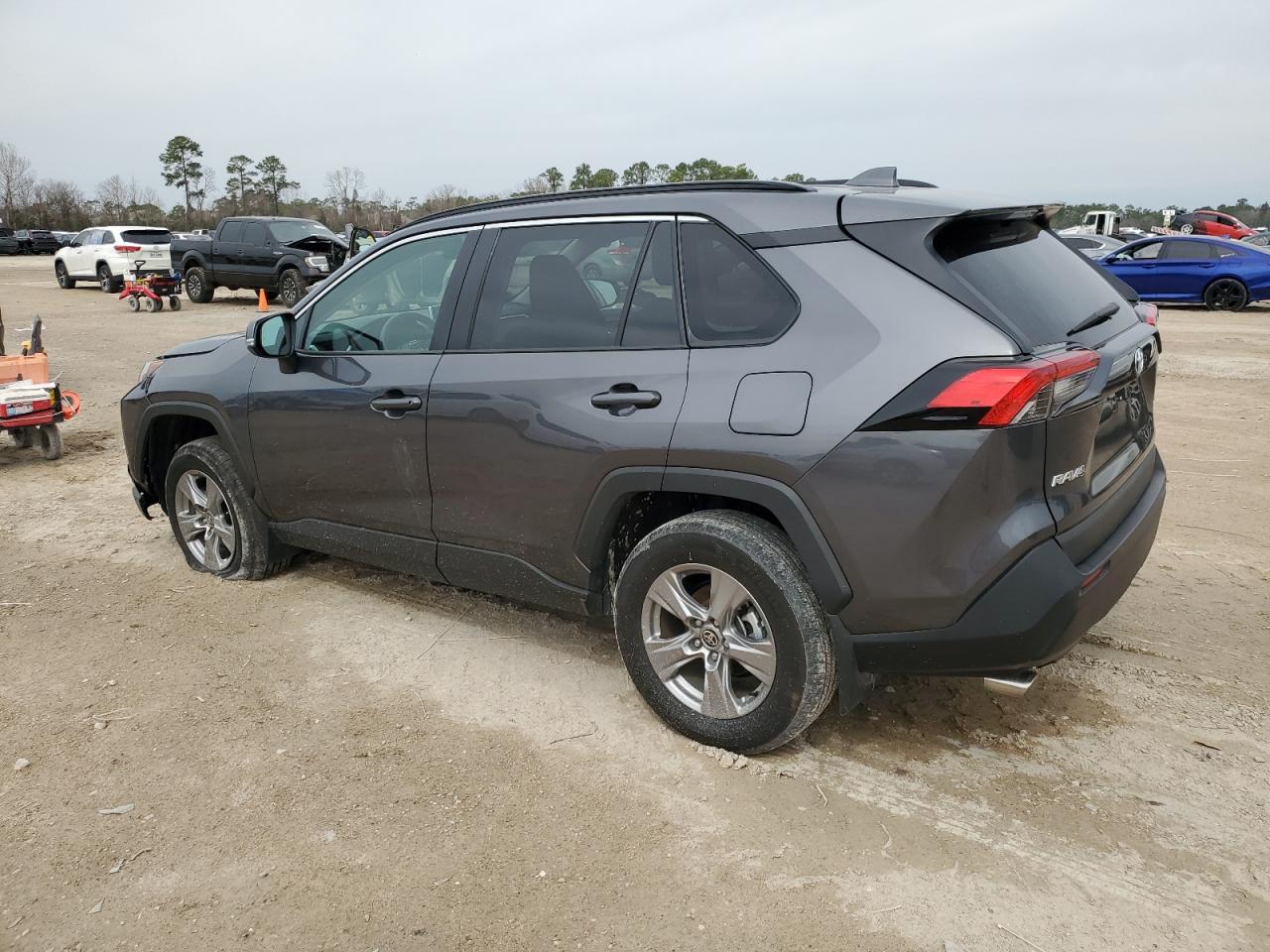 2024 TOYOTA RAV4 XLE VIN:2T3W1RFV9RC278212