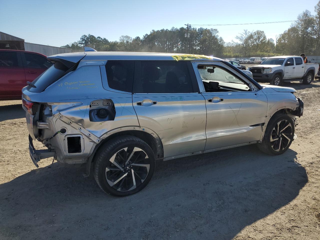 2022 MITSUBISHI OUTLANDER ES VIN:JA4J3TA87NZ046472