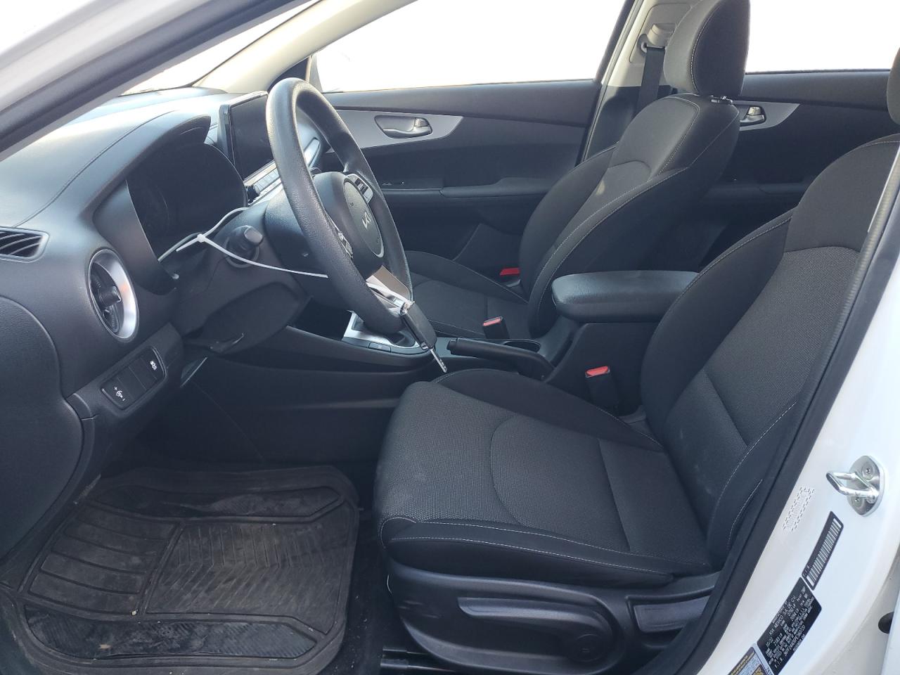 2023 KIA FORTE LX VIN:3KPF24AD6PE560720