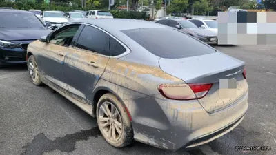 2015 Mercedes-Benz E 200 VIN: