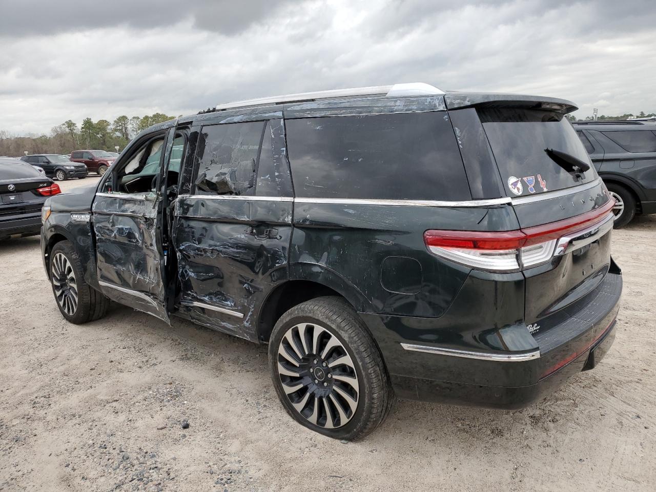 2022 LINCOLN NAVIGATOR BLACK LABEL VIN:5LMJJ2TT0NEL04693