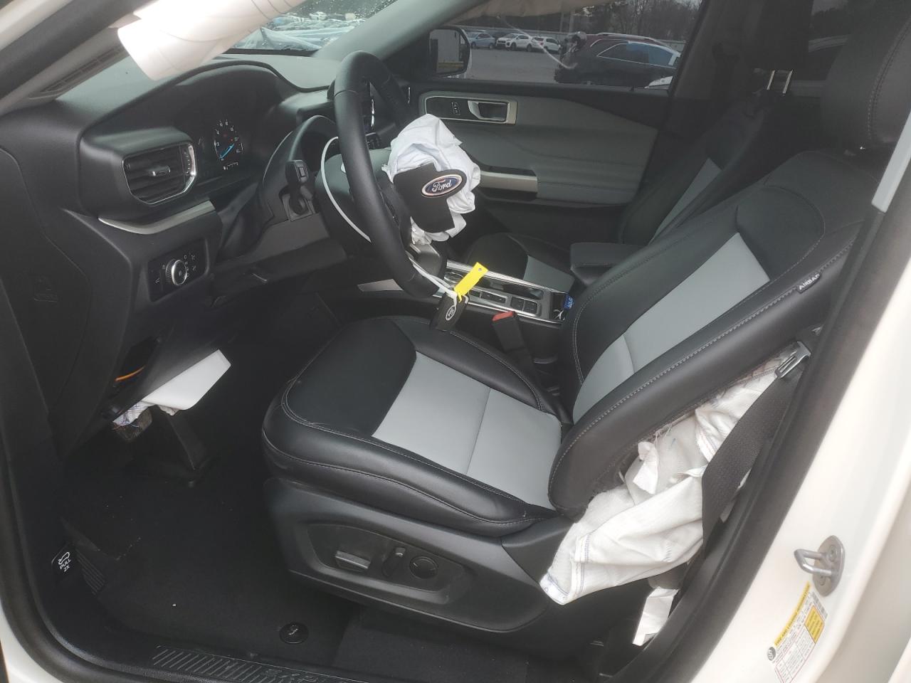 2024 FORD EXPLORER XLT VIN:1FMSK7DH2RGA76170