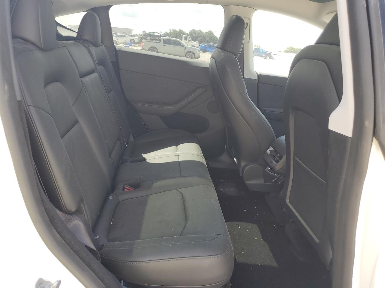 2023 TESLA MODEL Y VIN:7SAYGDEE1PA189036