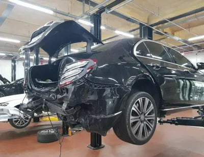 2017 Mercedes-Benz E 400 VIN: