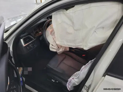 2016 BMW 320 WBA8C5100HK855462 VIN:WBA8C5100HK855462