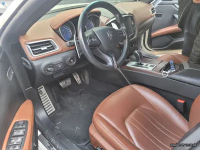 2015 Maserati Ghibli VIN: