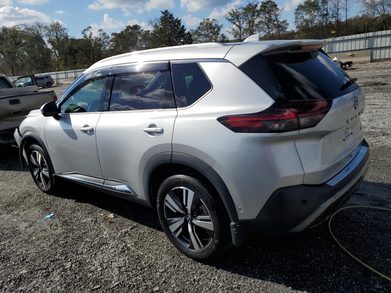 2022 NISSAN ROGUE SL VIN:5N1BT3CA1NC700133
