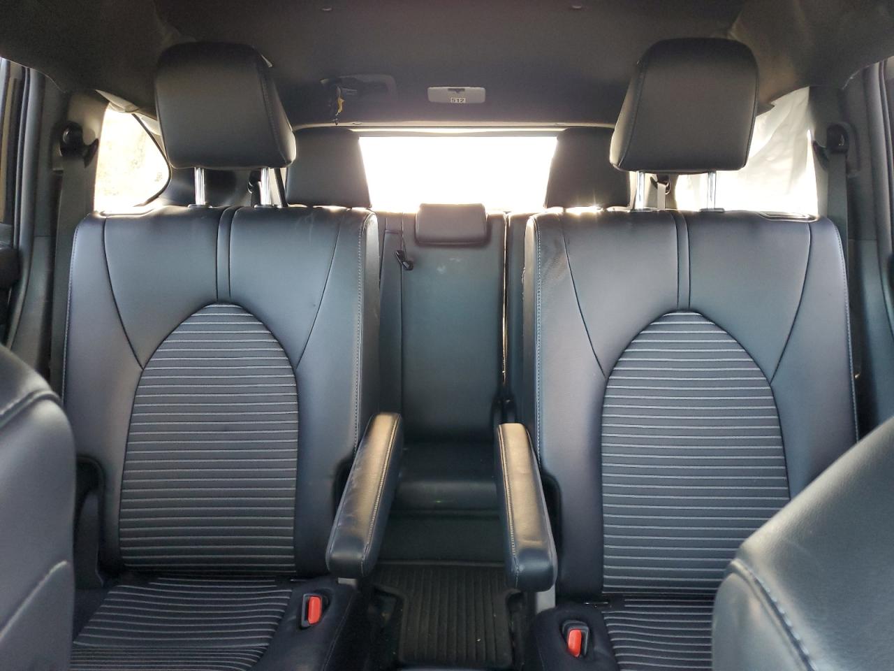 2024 TOYOTA HIGHLANDER LE VIN:5TDKDRBH9RS537559