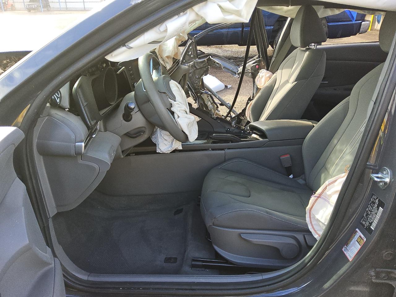 2023 HYUNDAI ELANTRA SEL VIN:KMHLM4AG9PU599029