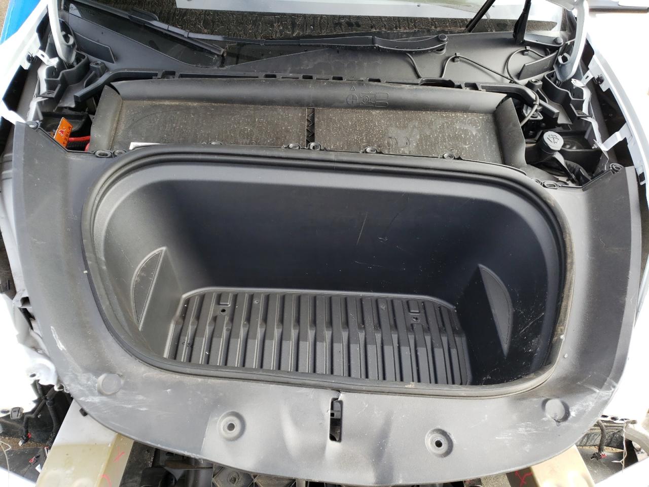 2023 TESLA MODEL Y  VIN:7SAYGDEFXPF855628