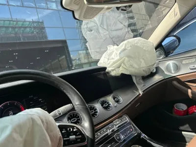 2019 Mercedes-Benz E 300 VIN: