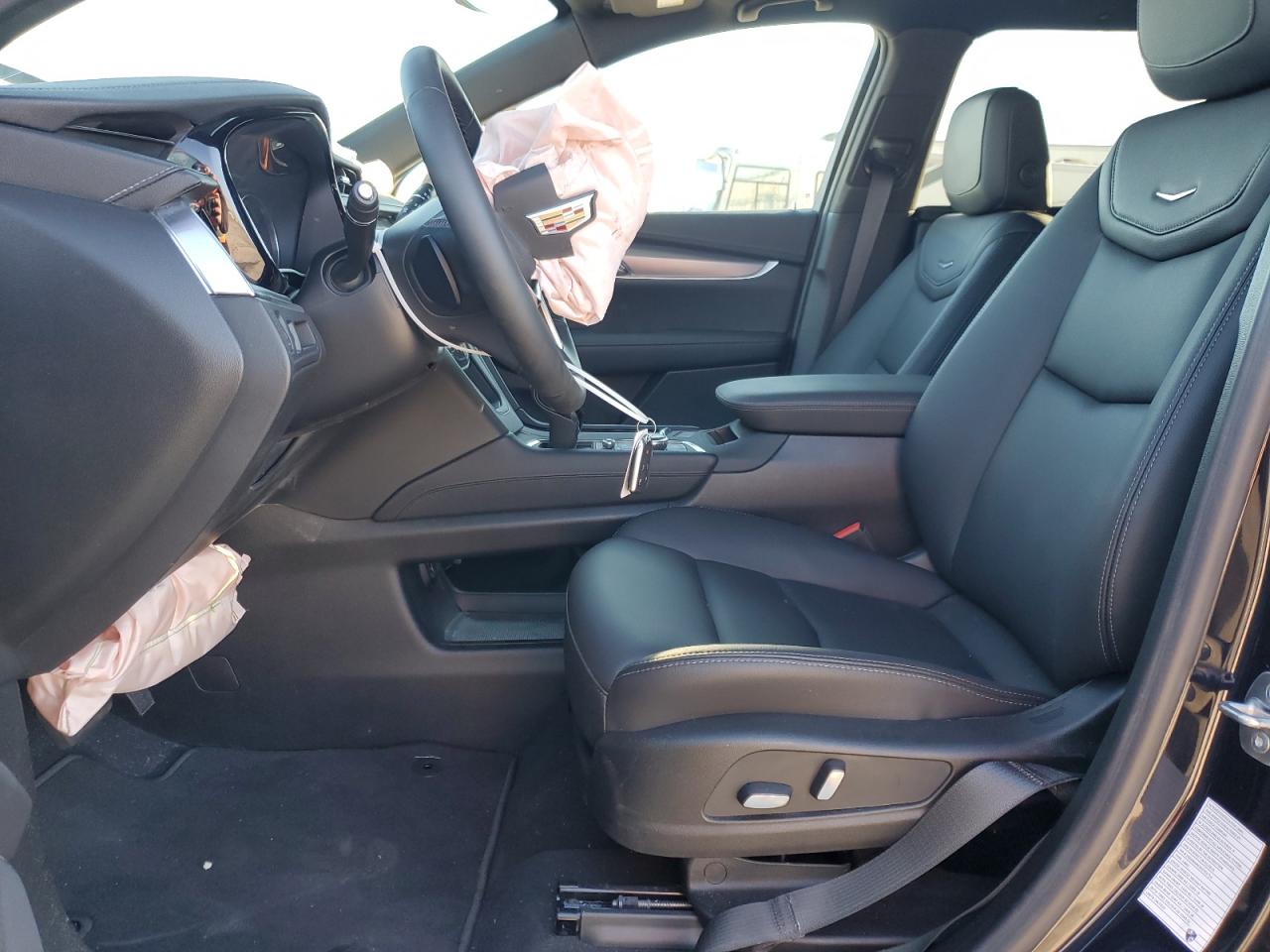 2024 CADILLAC XT5 LUXURY VIN:1GEKNAR43RZ751714