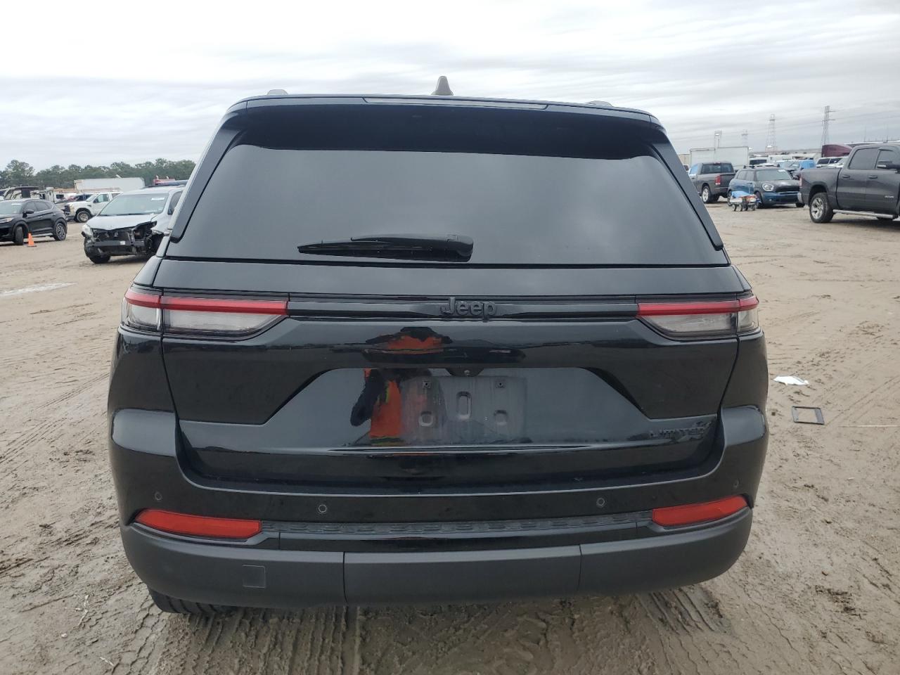 2023 JEEP GRAND CHEROKEE LIMITED VIN:1C4RJGBG1PC520871