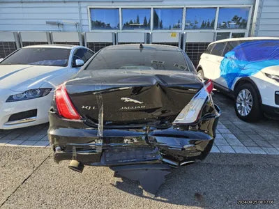 2018 Jaguar XJ VIN: