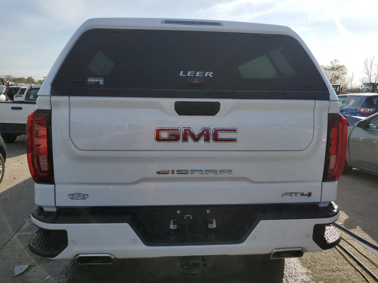 2023 GMC SIERRA K1500 AT4 VIN:3GTUUEEL7PG315440