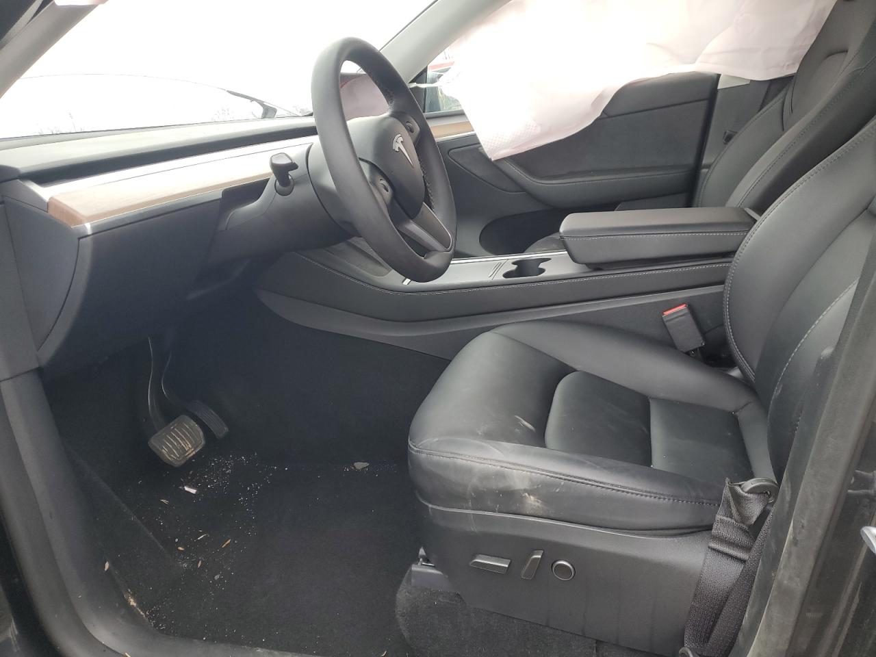 2024 TESLA MODEL Y  VIN:7SAYGDEEXRF988853