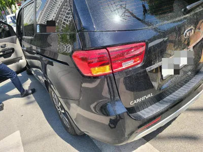2016 Kia Carnival VIN: