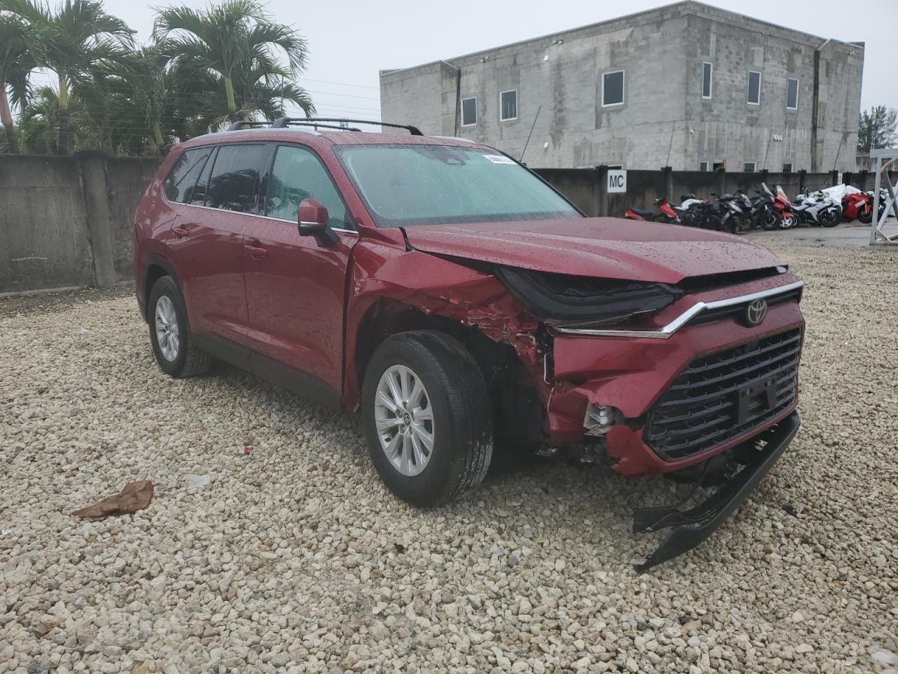 2024 TOYOTA GRAND HIGHLANDER XLE VIN:5TDACAB53RS000725