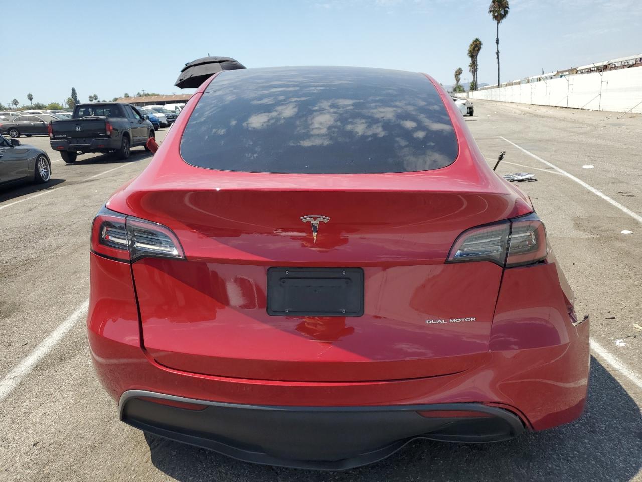 2023 TESLA MODEL Y  VIN:7SAYGDEE7PF628310