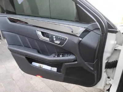 2015 Mercedes-Benz E 220 VIN: