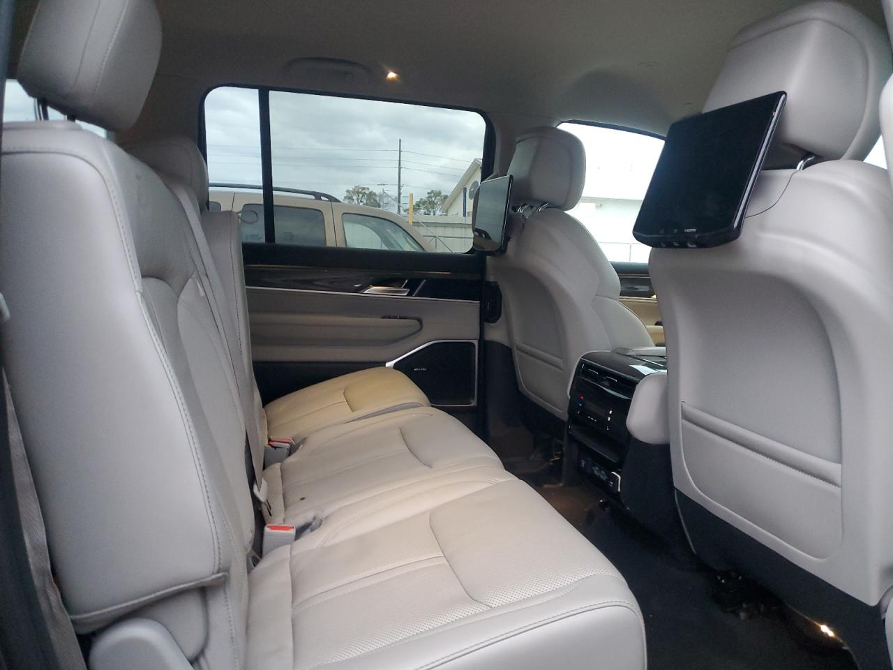 2022 JEEP WAGONEER SERIES III VIN:1C4SJVDT1NS154123