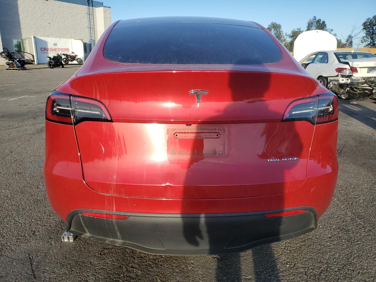 2023 TESLA MODEL Y  VIN:7SAYGDEE4PA048400