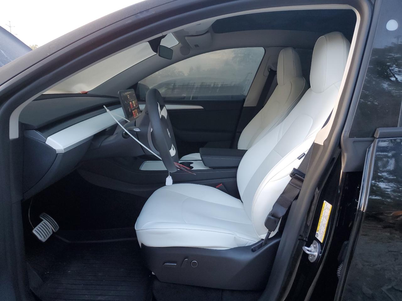 2023 TESLA MODEL Y  VIN:7SAYGDEF8PF893245