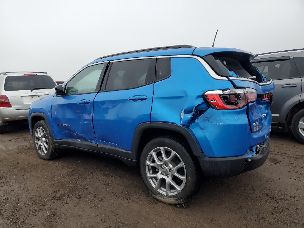2022 JEEP COMPASS LATITUDE LUX VIN:3C4NJDFB0NT222681