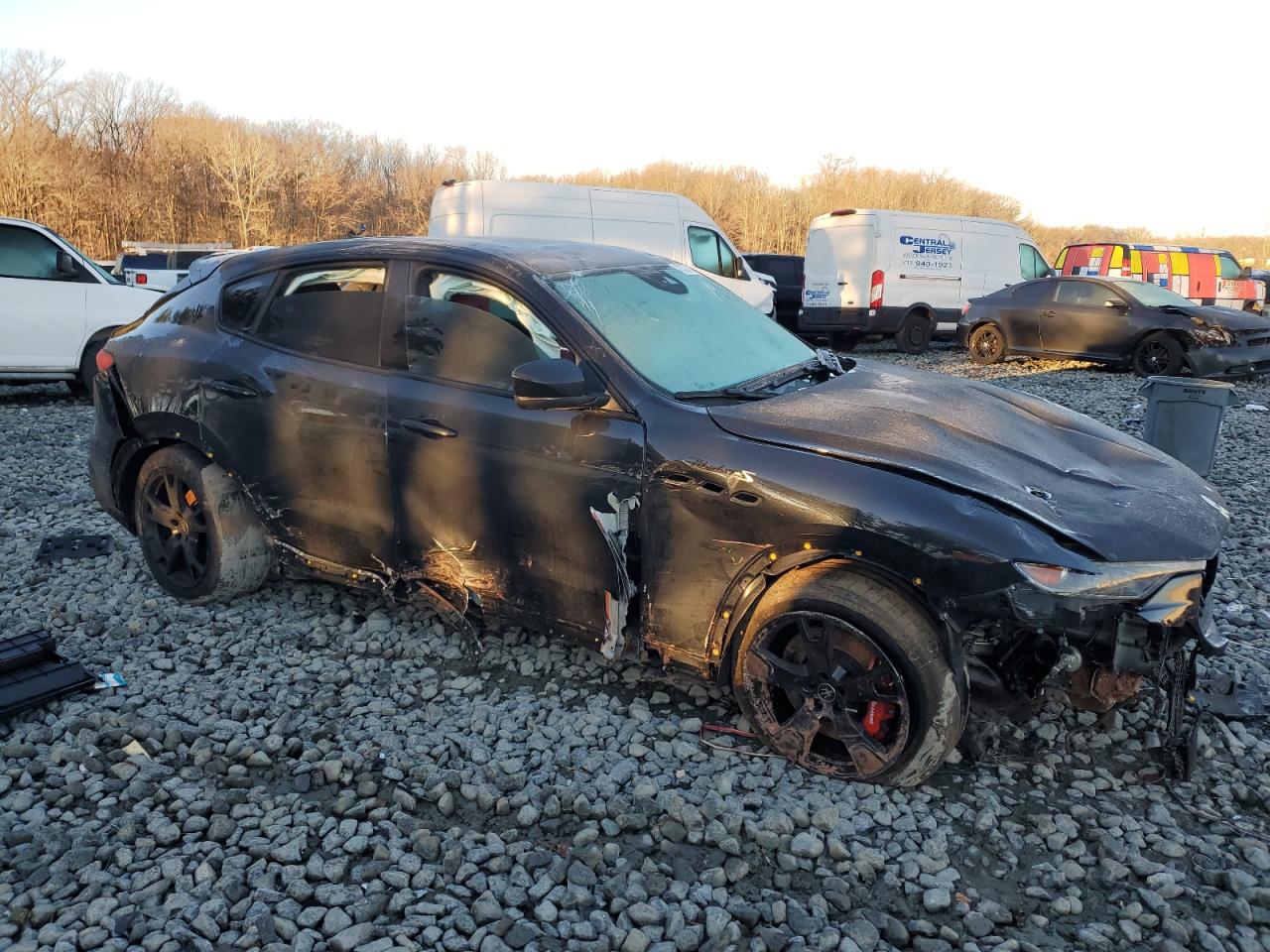 2022 MASERATI LEVANTE MODENA VIN:ZN661ZUM5NX396321